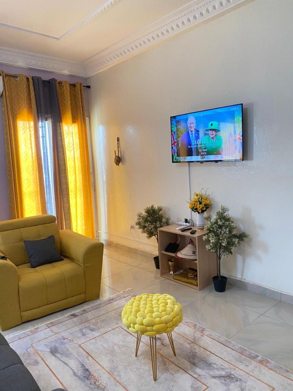 Residences Primis Thies - Appartements Et Chambres Esterno foto